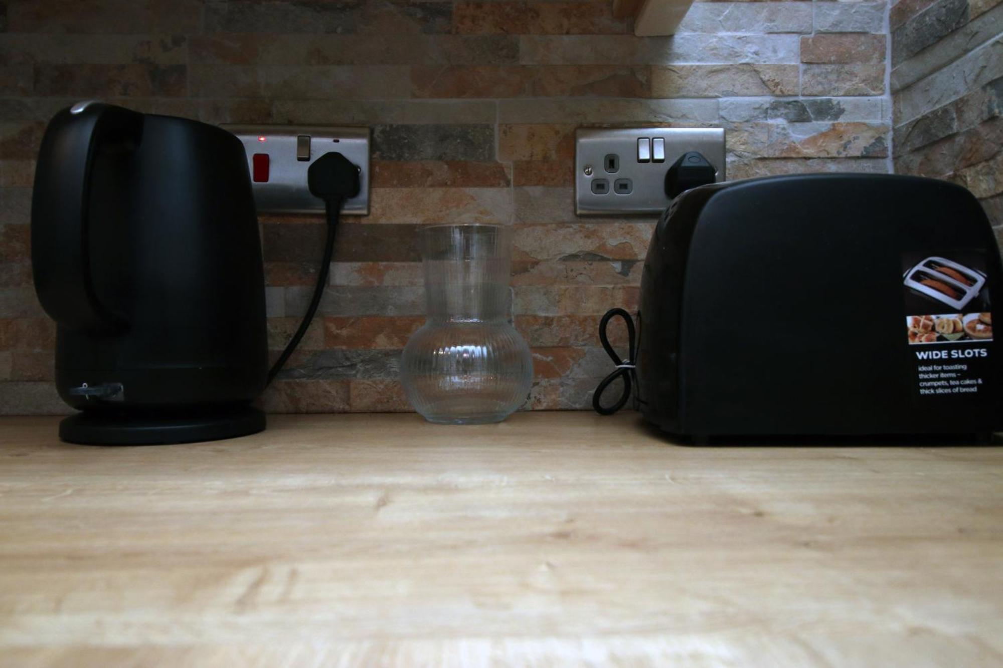 Cosy 3Br Home, Scenic Views, Ideal For Walks & Work Abertillery Luaran gambar