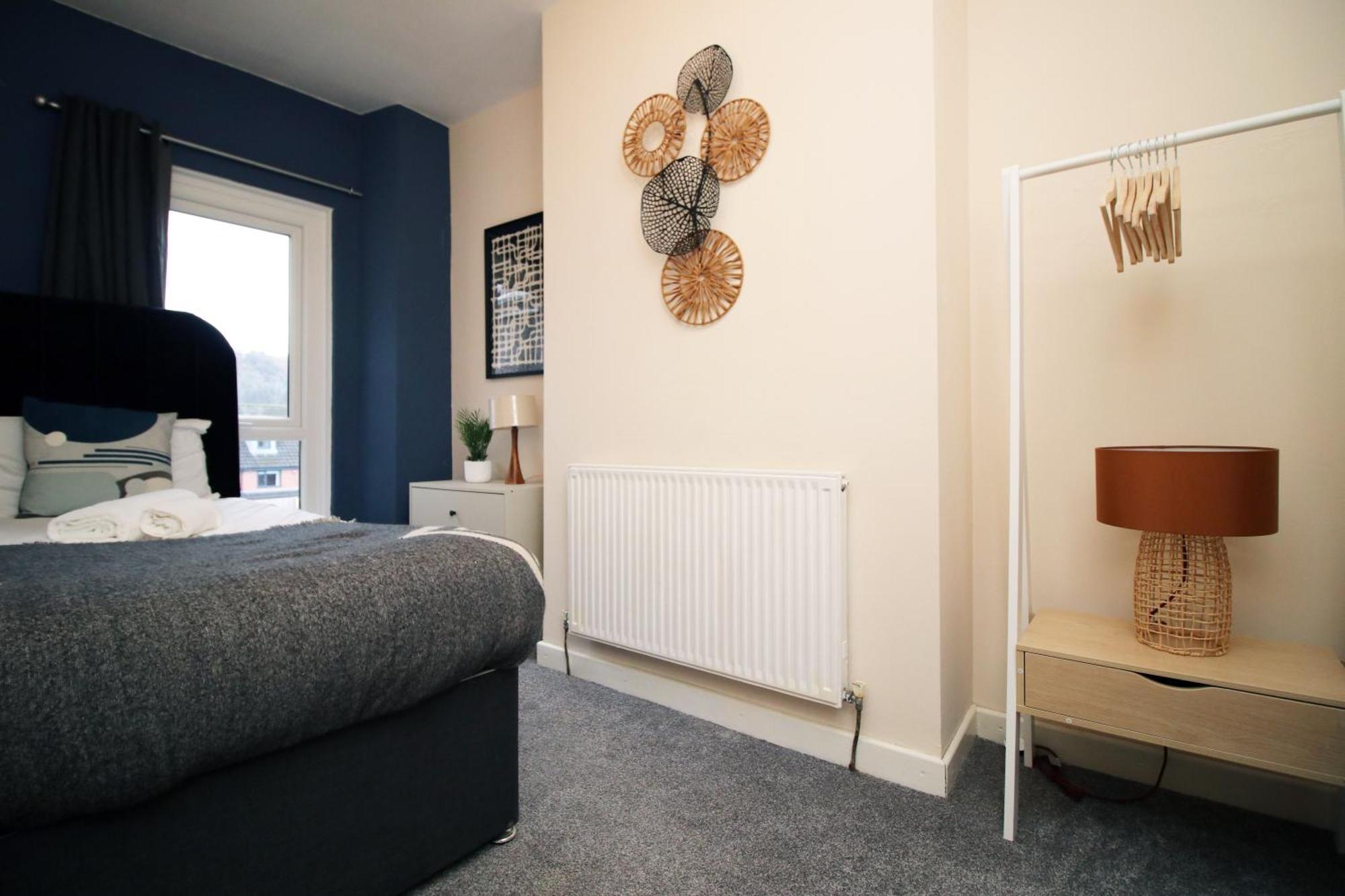 Cosy 3Br Home, Scenic Views, Ideal For Walks & Work Abertillery Luaran gambar