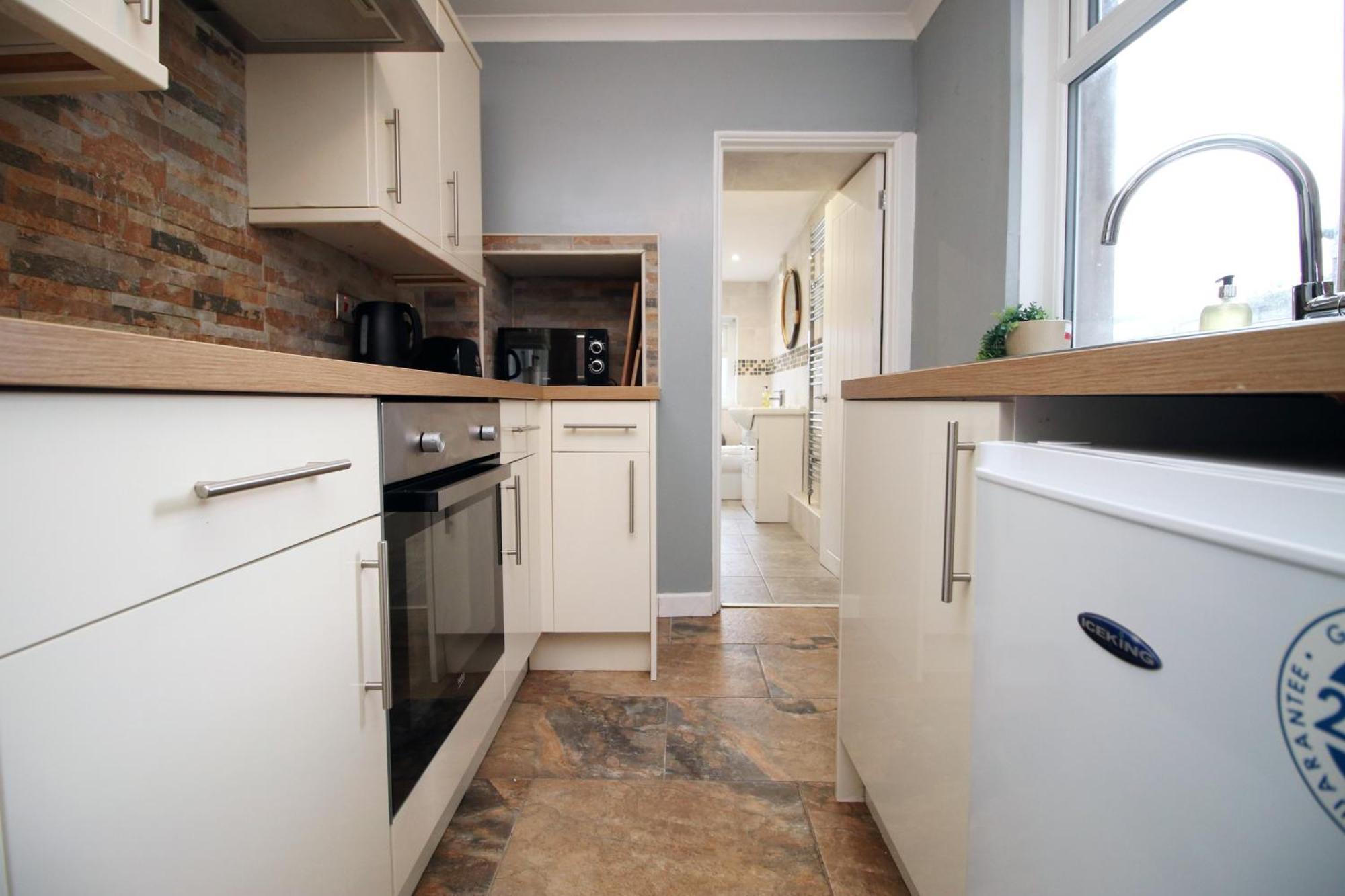 Cosy 3Br Home, Scenic Views, Ideal For Walks & Work Abertillery Luaran gambar